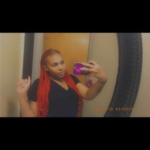 Meet your Posher, Alyssa